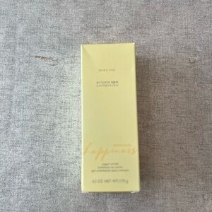 Mary Kay Private Spa Collection in Soft Yellow